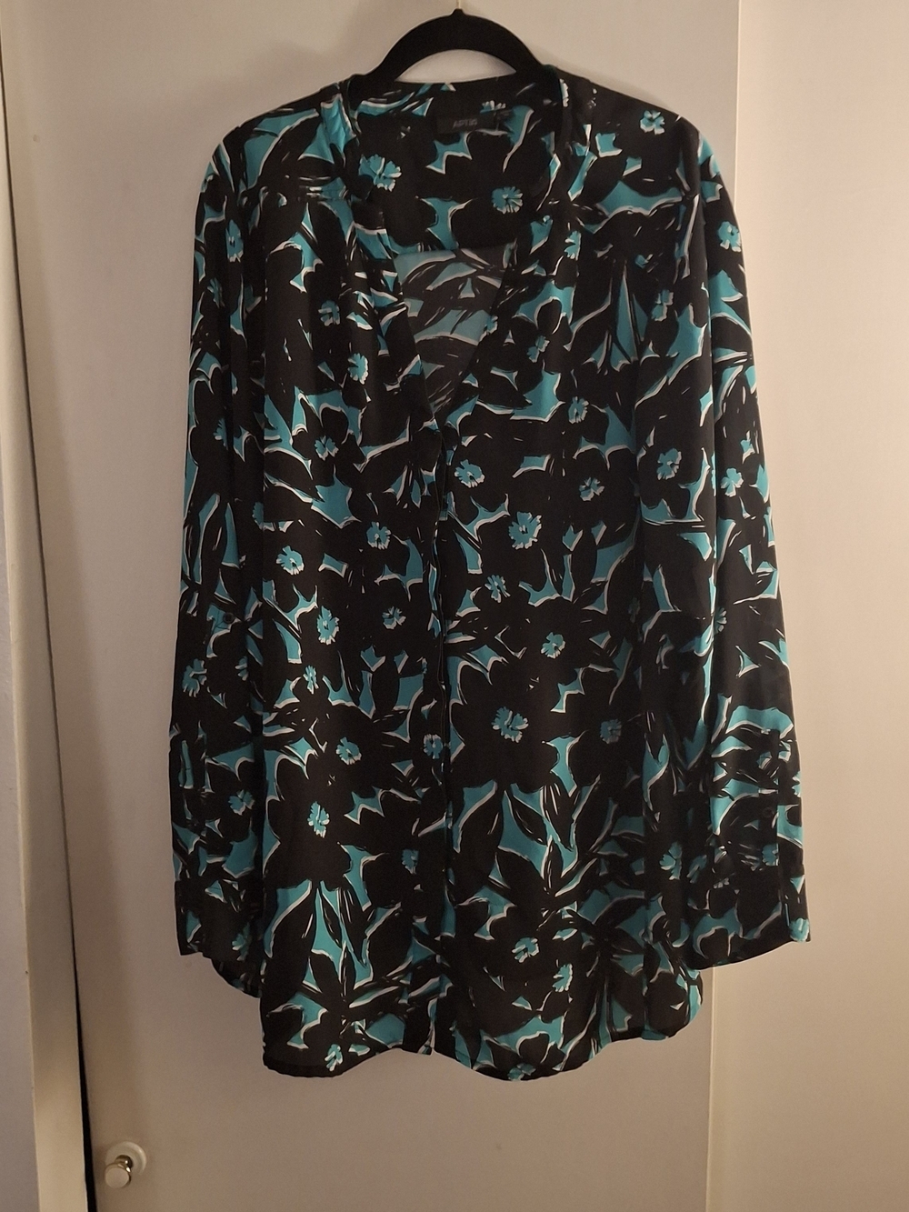 Apt. 9 Women's Black Blouse with Teal and White Floral Accents